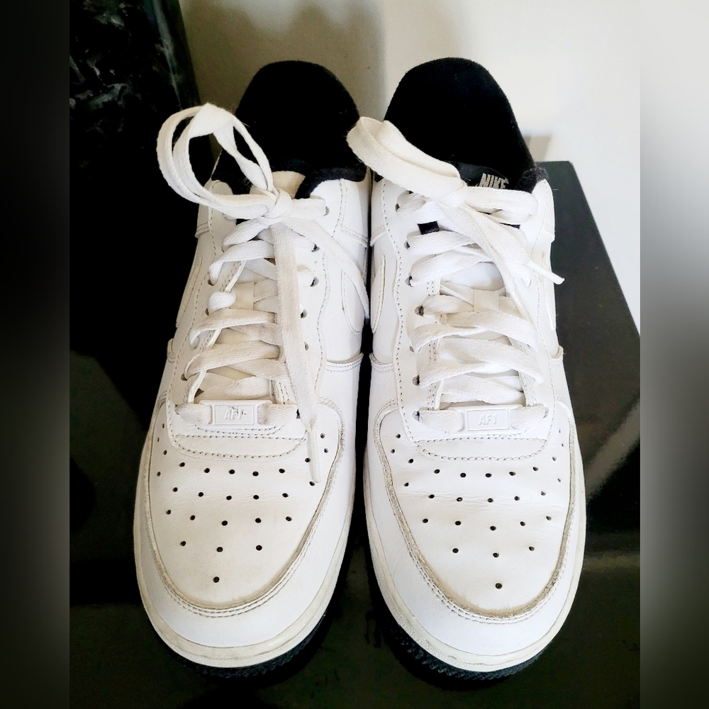 Nike Air Forse 1 Unisex Mens 7/Womens 8.5 White/Black Leather Sneakers - Picture 10 of 16